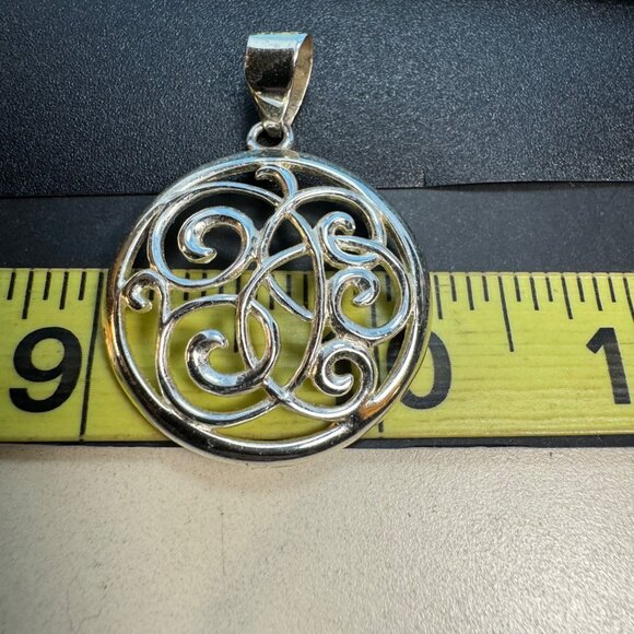 VTG Sterling Silver 925 Filigree Scroll Design Circle Pendant Size 1.75'' Length - Picture 6 of 7